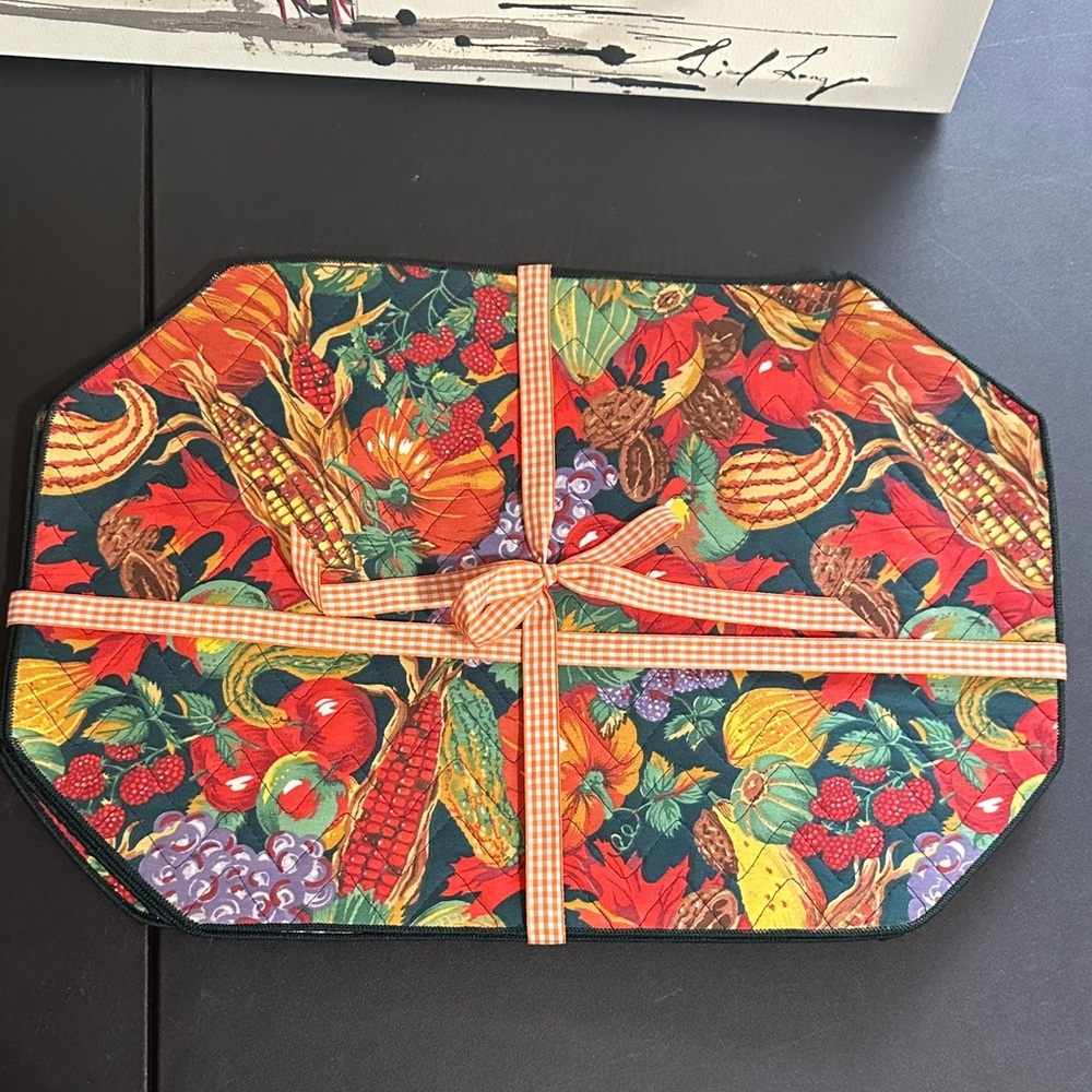 Vintage quilted set of 4 placemats